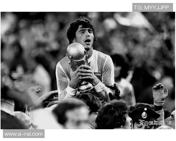 十八岁足球明星的崛起与挑战:年轻天才如何在绿茵场上书写传奇 十八岁足球明星的崛起与挑战:年轻天才如何在绿茵场上书写传奇