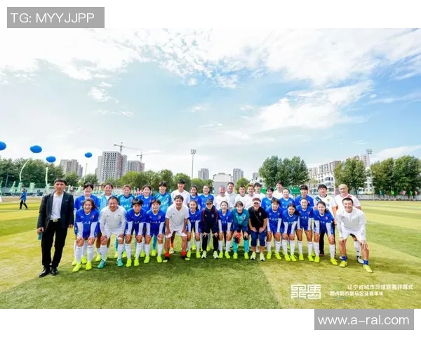 辽沈足球明星队队员展现拼搏精神与团队合作的辉煌历程 辽沈足球明星队队员展现拼搏精神与团队合作的辉煌历程