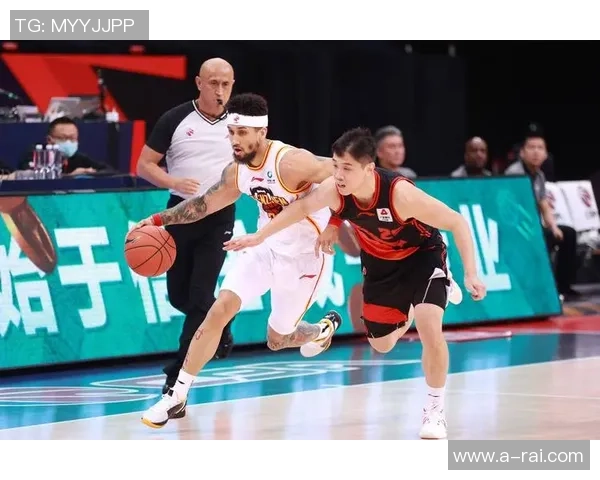 深圳篮球队比赛经验分析与提升策略探讨 深圳篮球队比赛经验分析与提升策略探讨